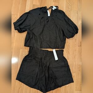 NWT House Of Harlow 1960 Black 2pcs set - Size Medium